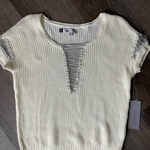 052 NWT Jennifer Lopez Sweater Top
